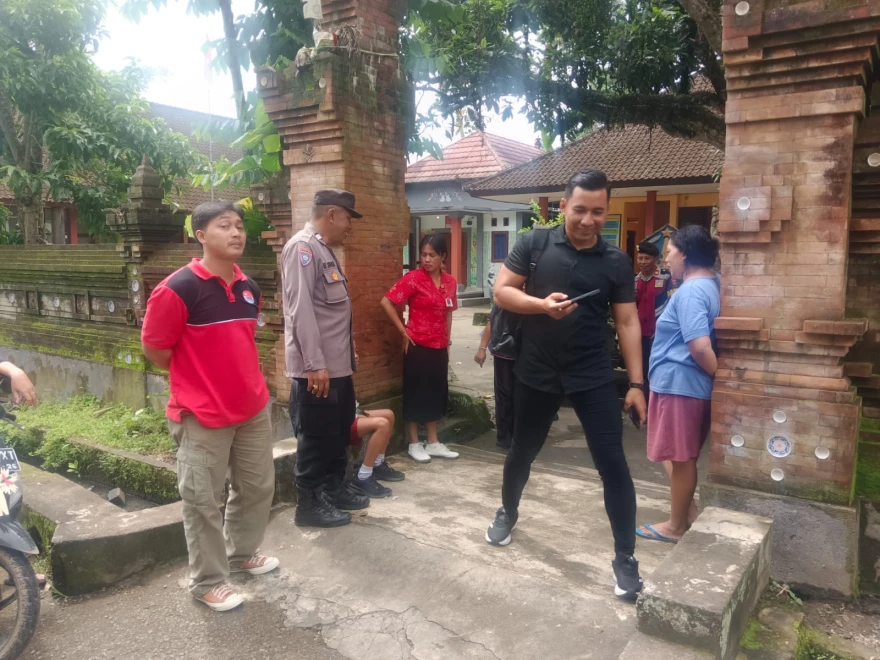 Kunjungan Polsek Kerambitan ke SD Negeri 1 Kesiut