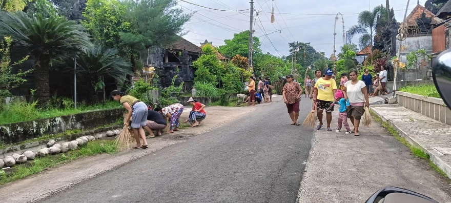 Kegiatan Kerja Bakti